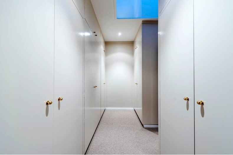 24 Holmes Crescent Campbell