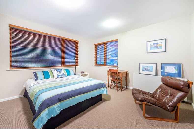 24 Holmes Crescent Campbell