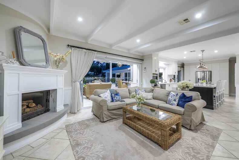 25 Beaumont Close Chapman 25 Beaumont Close Chapman