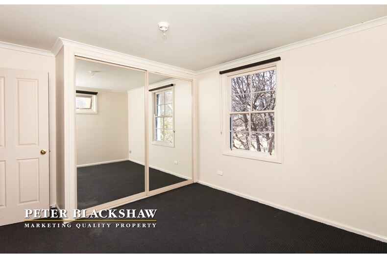 42 Holmes Crescent Campbell 42 Holmes Crescent Campbell