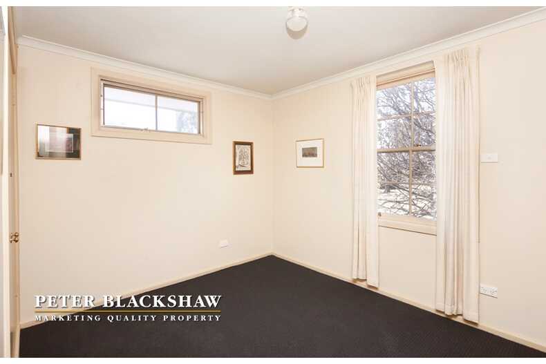 42 Holmes Crescent Campbell 42 Holmes Crescent Campbell