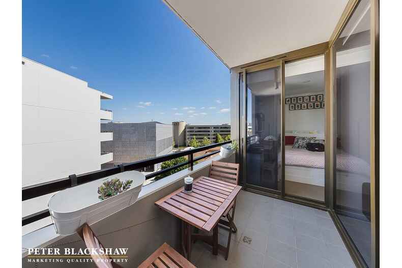 60/30 Blackall Street Barton