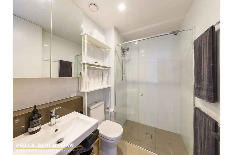 60/30 Blackall Street Barton