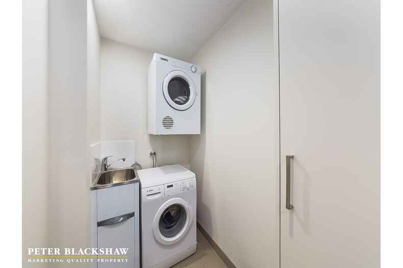 60/30 Blackall Street Barton