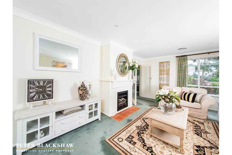 76 Vasey Crescent Campbell