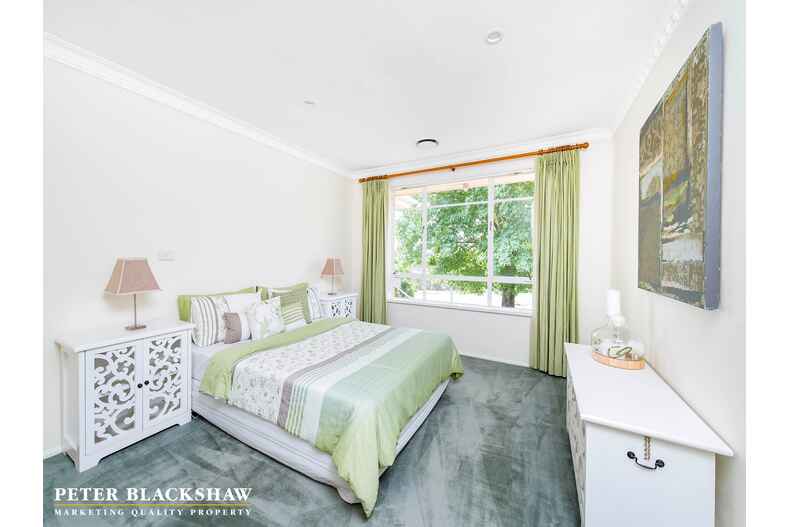 76 Vasey Crescent Campbell