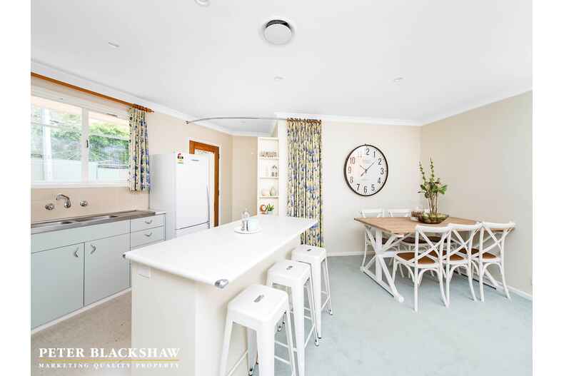 76 Vasey Crescent Campbell