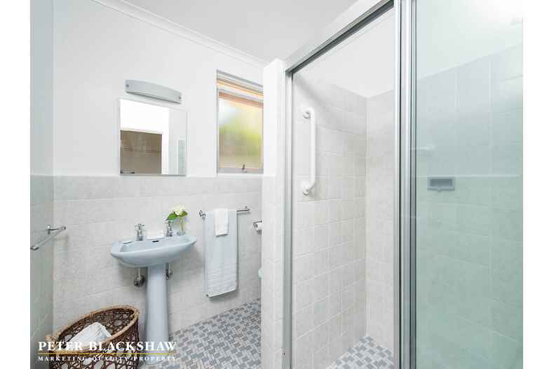 76 Vasey Crescent Campbell