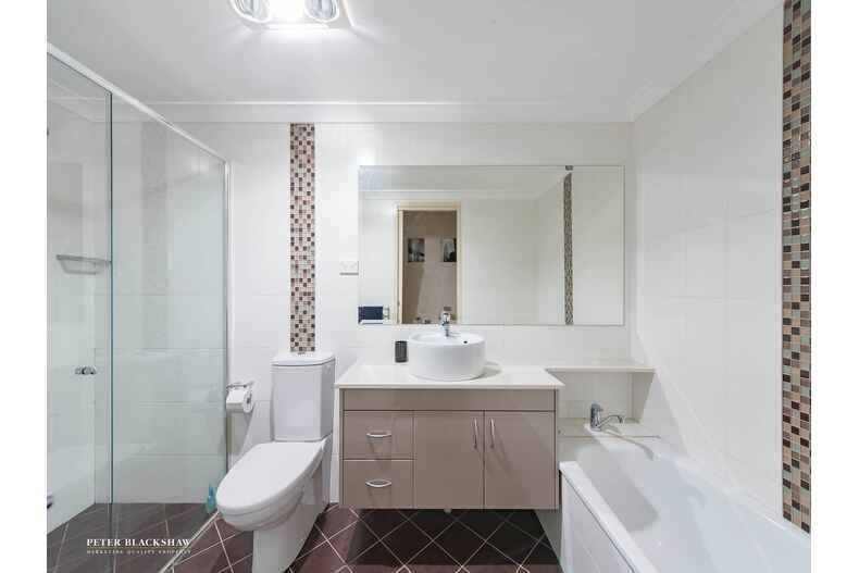 3/180 Monaro Crescent Red Hill