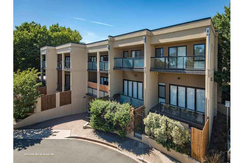 3/180 Monaro Crescent Red Hill
