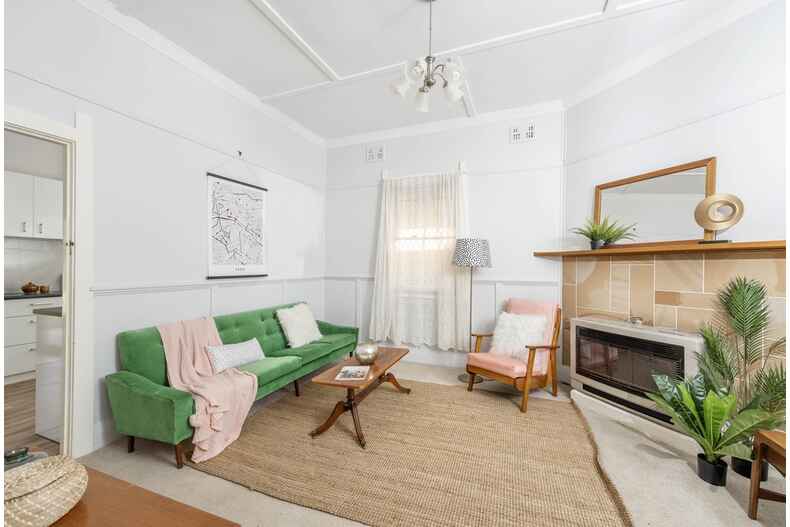 9 The Crescent Queanbeyan