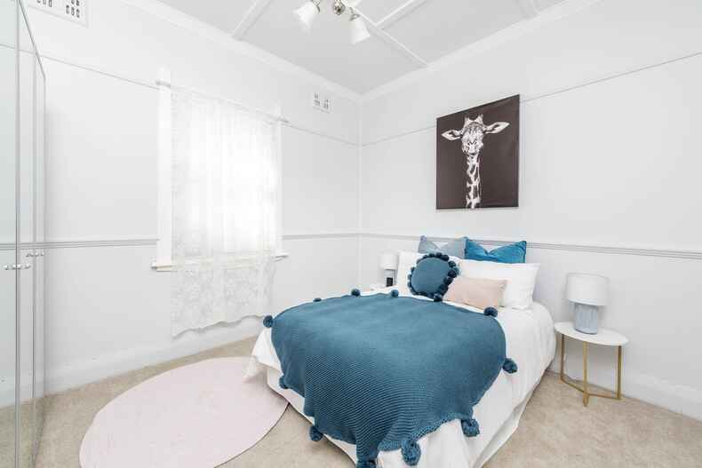 9 The Crescent Queanbeyan