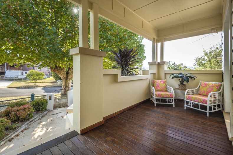 9 The Crescent Queanbeyan