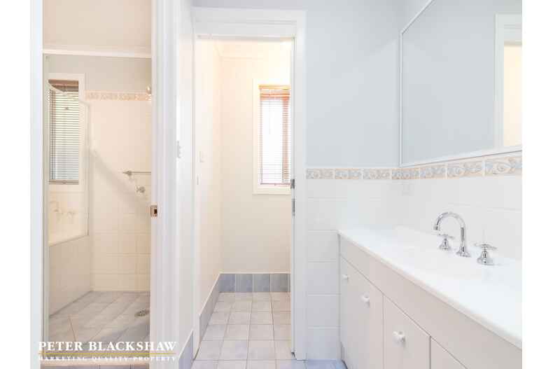 7 Jonsson Court Dunlop 7 Jonsson Court Dunlop