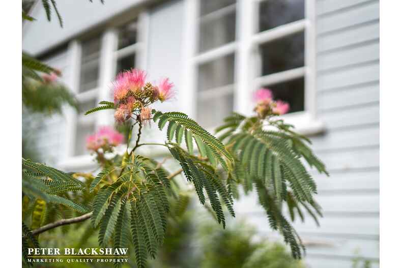 76 Buxton Street Deakin 76 Buxton Street Deakin