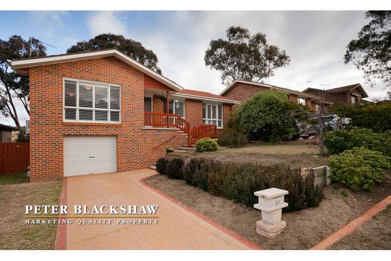 17 Lochiel Street Karabar