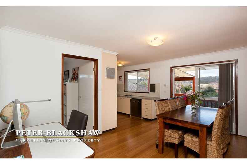 17 Lochiel Street Karabar