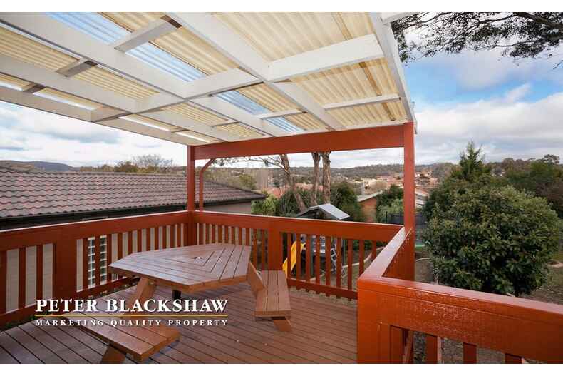 17 Lochiel Street Karabar