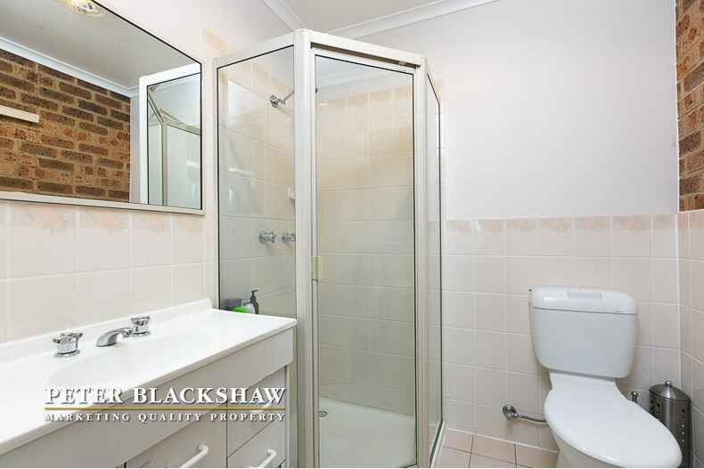 5/3 Winchester Place Queanbeyan