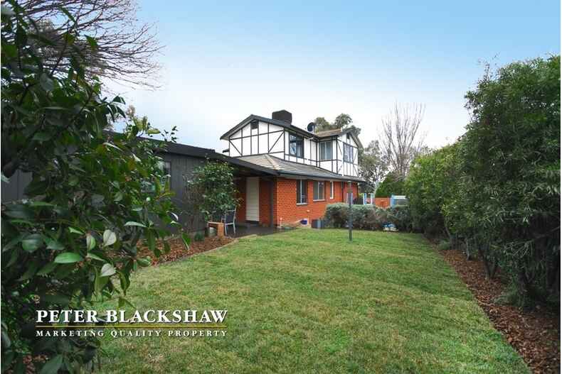 33 Williamson Street Holder 33 Williamson Street Holder