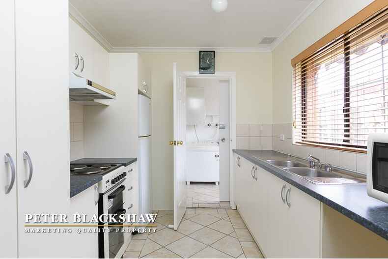 6/15 Charles  Street Queanbeyan