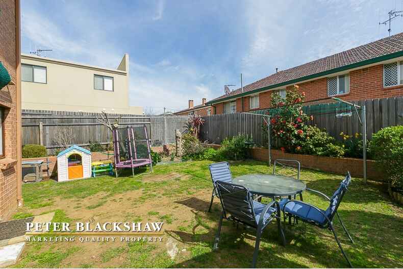 6/15 Charles  Street Queanbeyan
