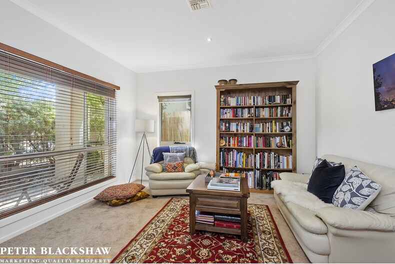 8 Megalong Crescent Harrison 8 Megalong Crescent Harrison