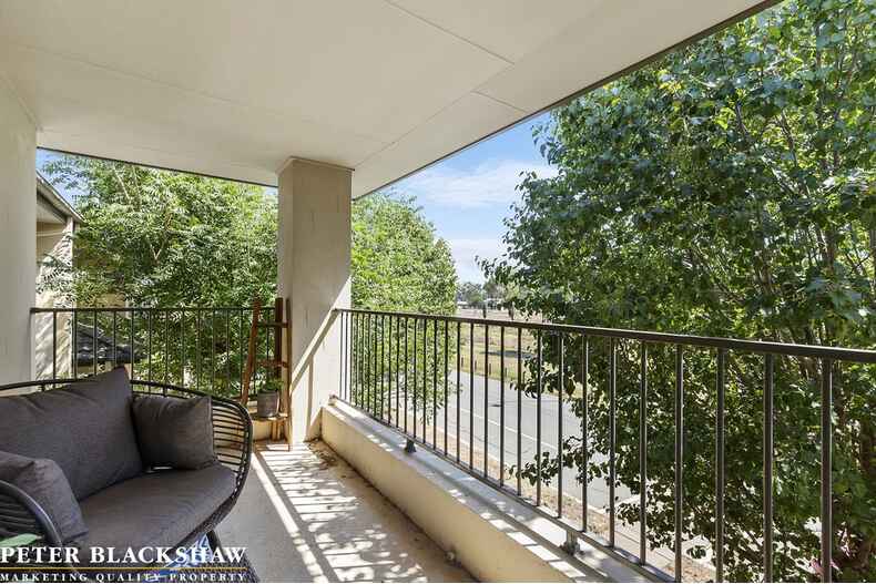 8 Megalong Crescent Harrison 8 Megalong Crescent Harrison