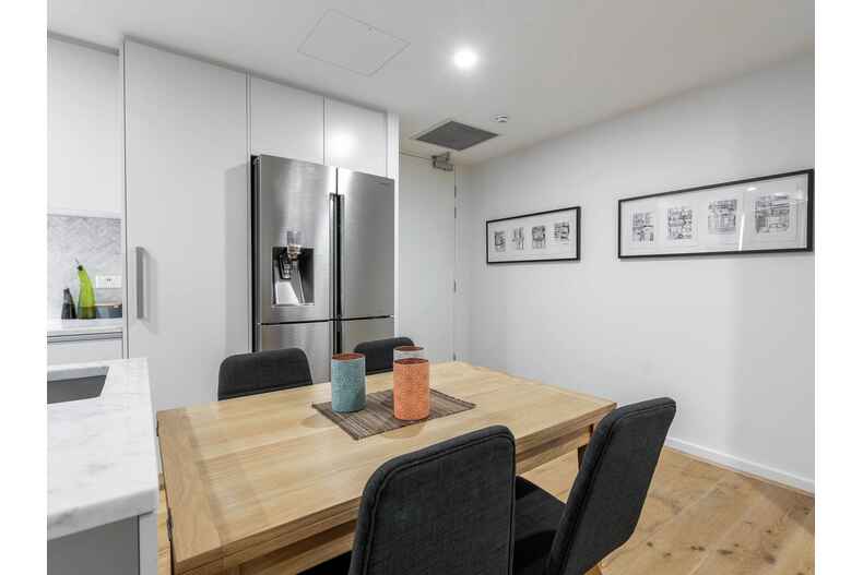 522/20 Anzac Park Campbell 522/20 Anzac Park Campbell