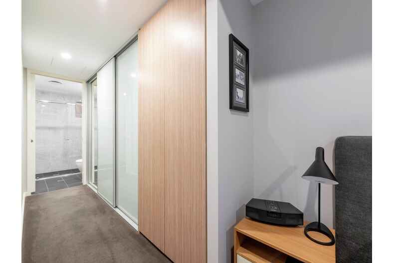 522/20 Anzac Park Campbell 522/20 Anzac Park Campbell