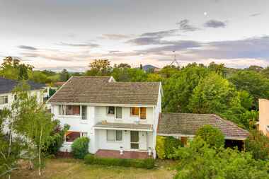 71 National Circuit Deakin