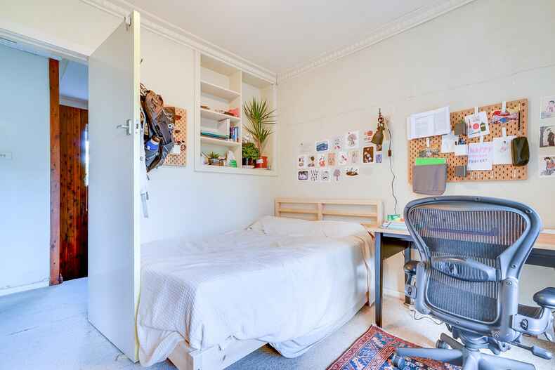 71 National Circuit Deakin