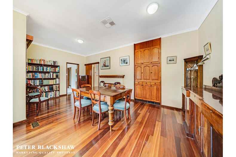 5 Lindsay Street Griffith 5 Lindsay Street Griffith