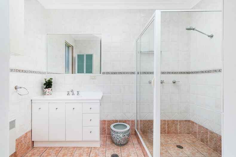 6 Yarrow Place O'Connor 6 Yarrow Place O'Connor