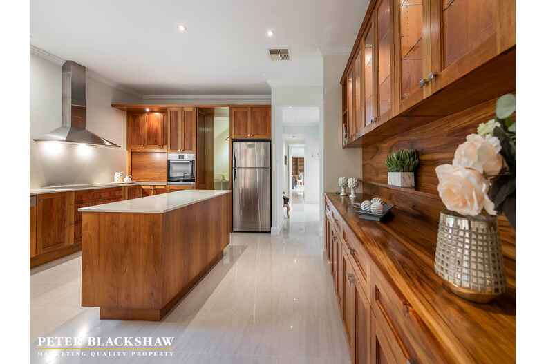 46 Monkman Street Chapman 46 Monkman Street Chapman