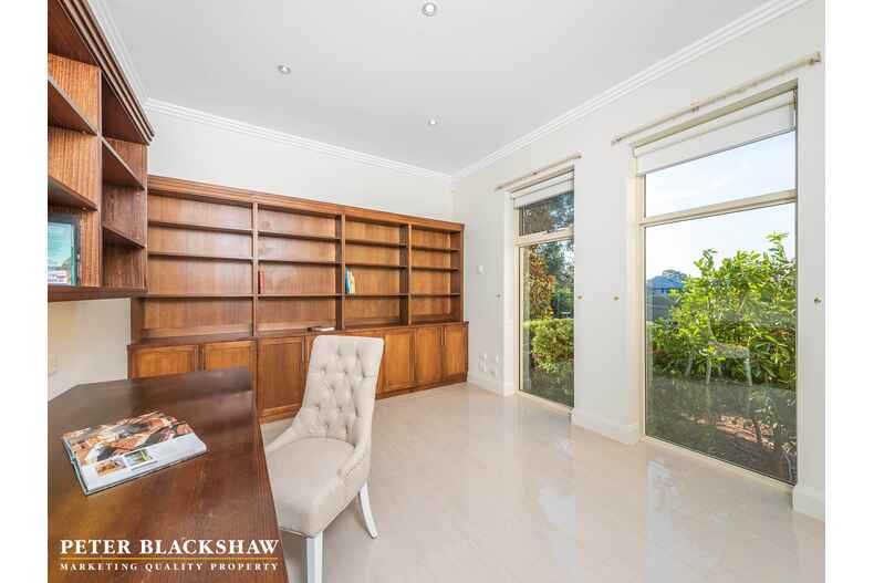46 Monkman Street Chapman 46 Monkman Street Chapman