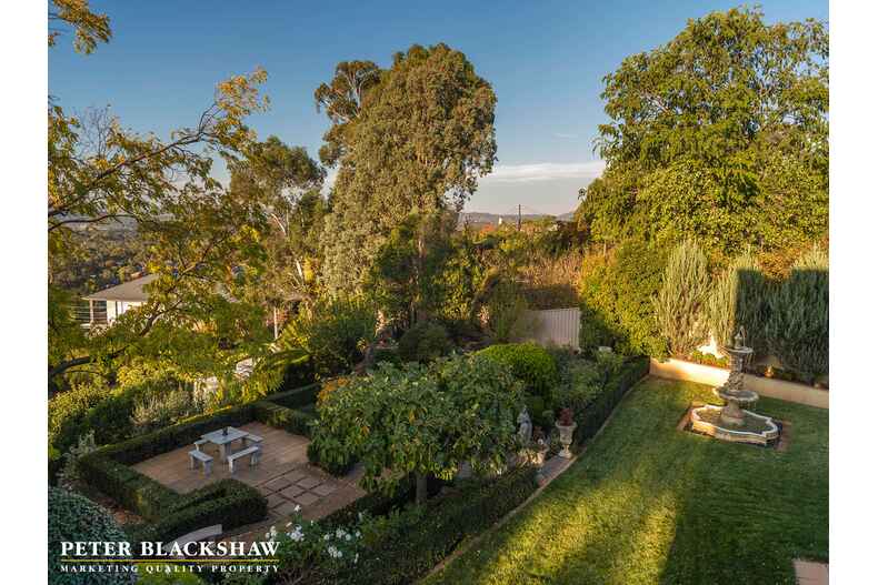 46 Monkman Street Chapman 46 Monkman Street Chapman