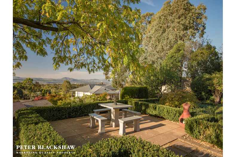 46 Monkman Street Chapman 46 Monkman Street Chapman
