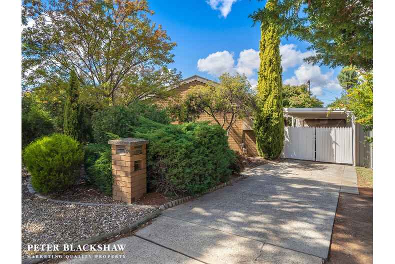 24 Ratcliffe Crescent Florey 24 Ratcliffe Crescent Florey