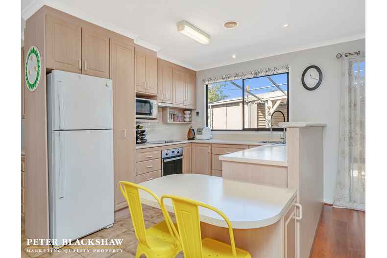 24 Ratcliffe Crescent Florey 24 Ratcliffe Crescent Florey