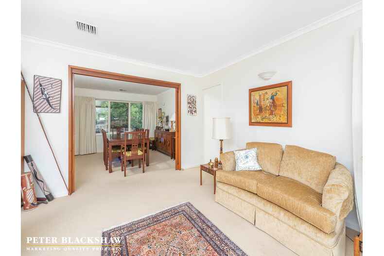 147 Hawkesbury Crescent Farrer 147 Hawkesbury Crescent Farrer