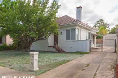 7 Bannister Gardens Griffith