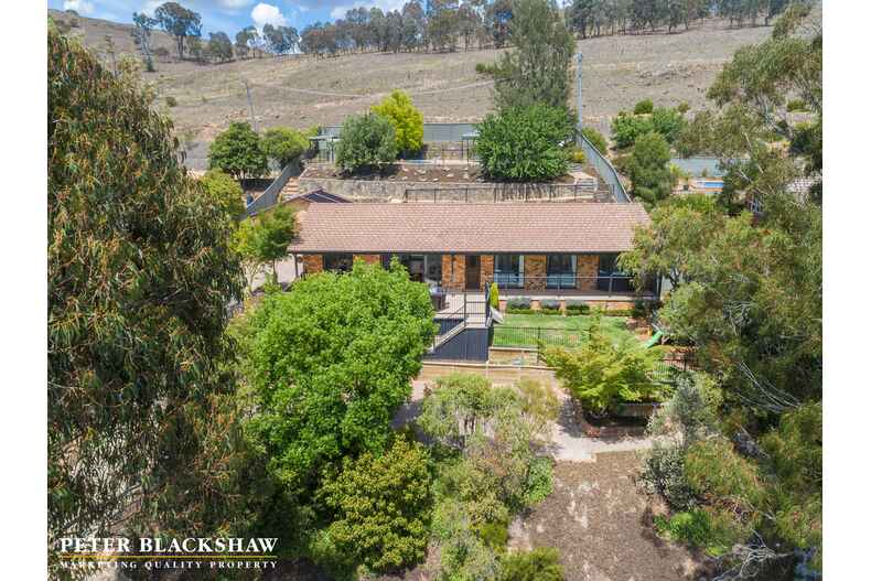 101 Learmonth Drive Kambah