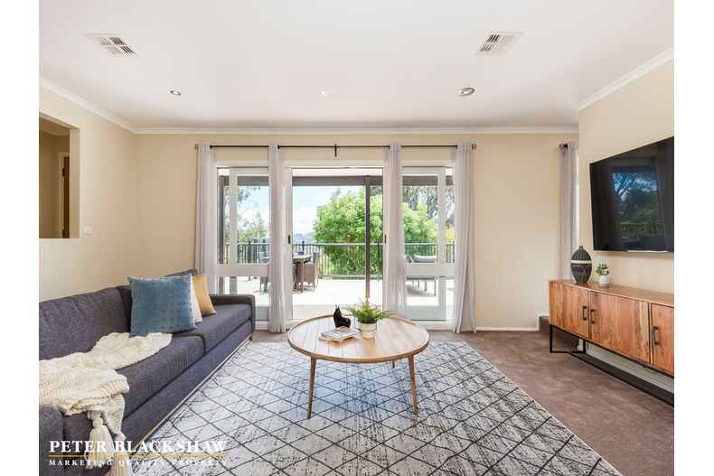 101 Learmonth Drive Kambah 101 Learmonth Drive Kambah