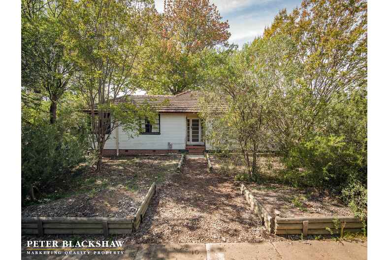 10 Rodway Street Yarralumla 10 Rodway Street Yarralumla