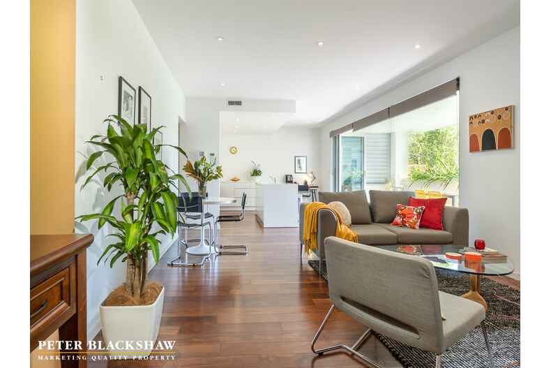 9/2 Melbourne Avenue Deakin 9/2 Melbourne Avenue Deakin