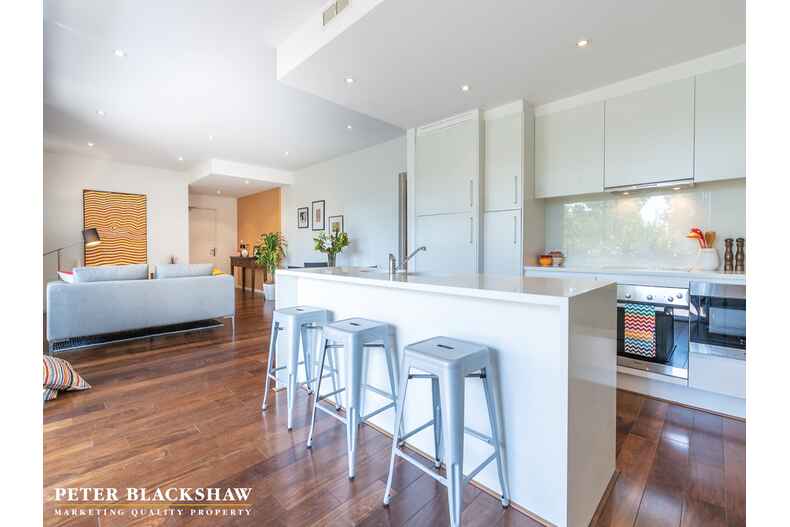 9/2 Melbourne Avenue Deakin 9/2 Melbourne Avenue Deakin