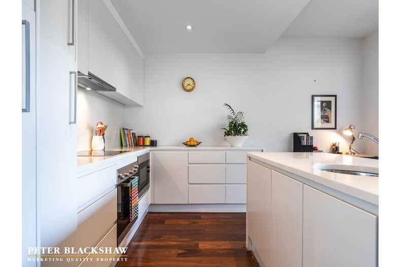 9/2 Melbourne Avenue Deakin 9/2 Melbourne Avenue Deakin