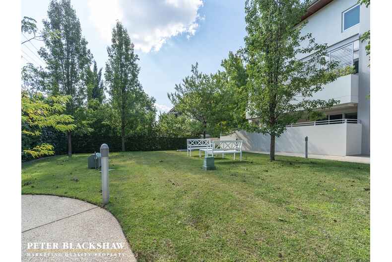 9/2 Melbourne Avenue Deakin 9/2 Melbourne Avenue Deakin