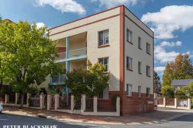 17/1 Port Jackson Circuit Phillip